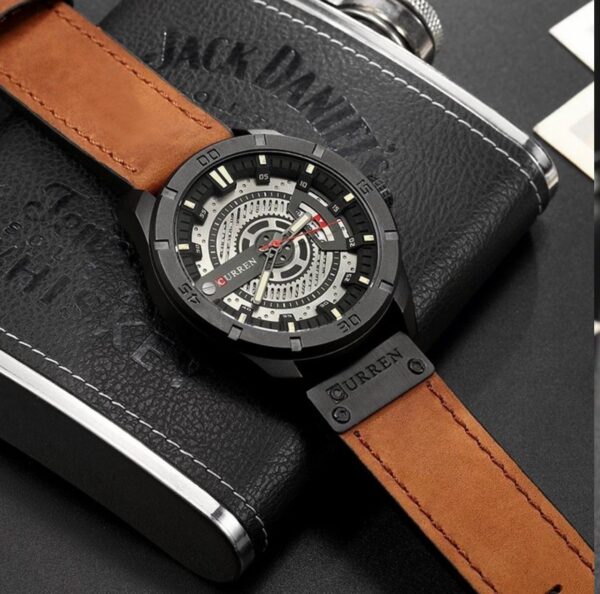 WhatsApp Image 2026-04-22 at 11.51.23 AM (1) Reloj Curren 8301 Marrón en cuero